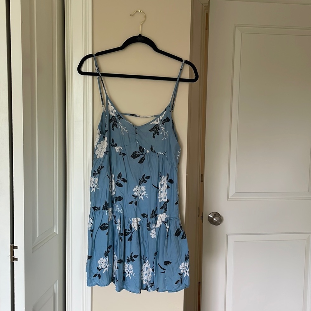 Blue floral flowy summer dress